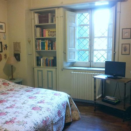 Relais De Charme - B&B Short Lets La Casa Di Francesca Sant'Agata Li Battiati Bilik gambar