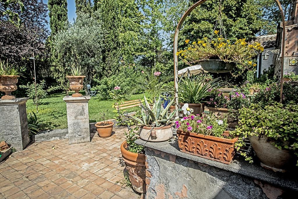 Relais De Charme - B&B Short Lets La Casa Di Francesca Sant'Agata Li Battiati Luaran gambar