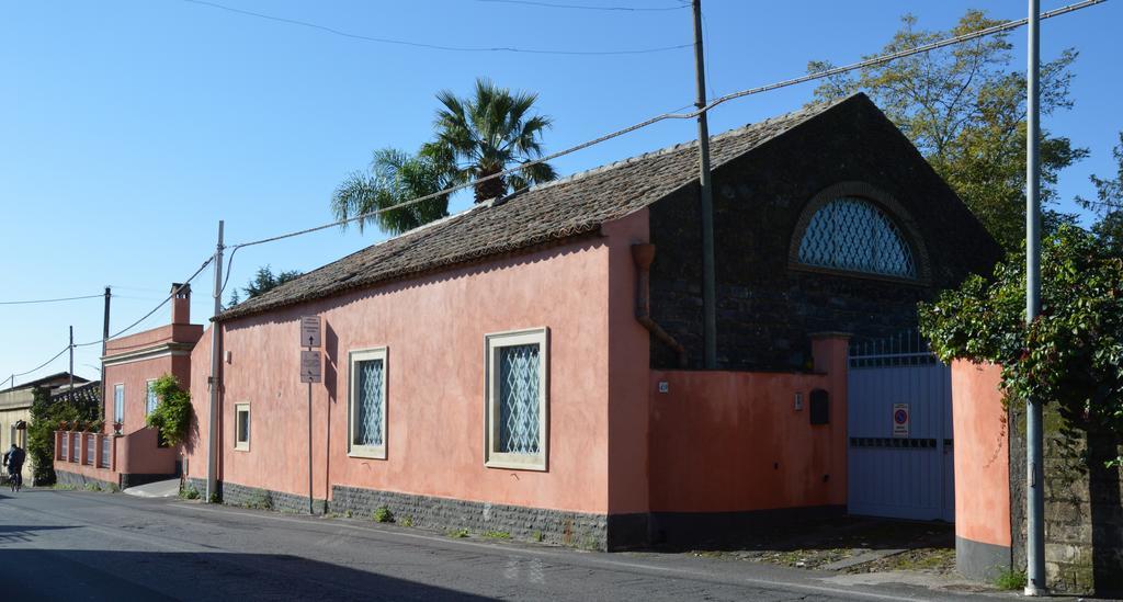 Relais De Charme - B&B Short Lets La Casa Di Francesca Sant'Agata Li Battiati Luaran gambar