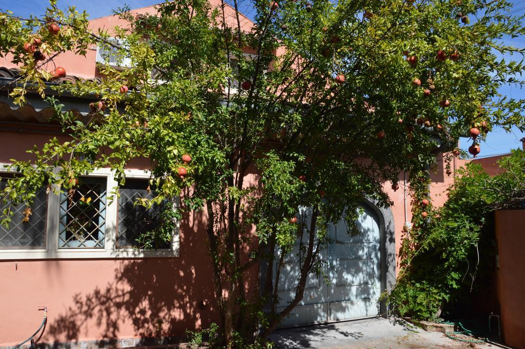 Relais De Charme - B&B Short Lets La Casa Di Francesca Sant'Agata Li Battiati Luaran gambar